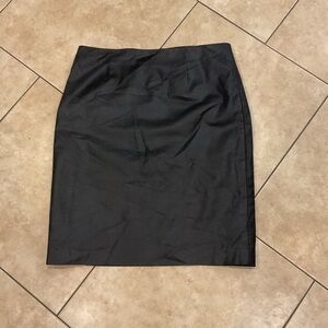 Peter Nygard Black Pencil Skirt